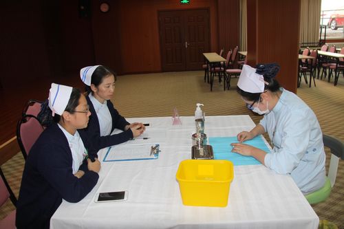 青岛市口腔医院举办第八届青年护士护理技能大赛(图4)