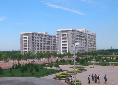 广州医科大学口腔医学院(图1)