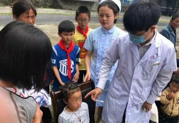 长沙市口腔医院志愿者参加爱心义诊活动(图2)