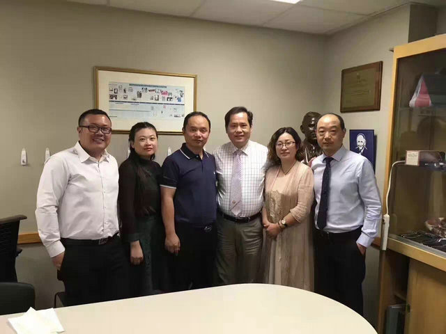 玉蕙高管团队参访密歇根大学牙学院(图3)