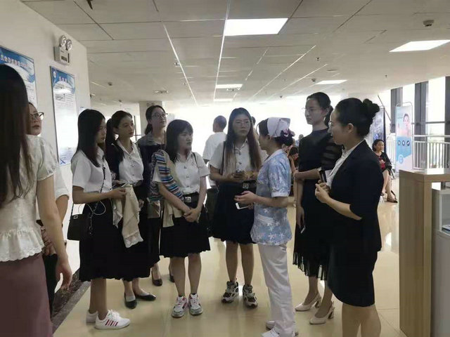 泰国清迈大学护理学院师生到昆明医大附属口腔医院参观访问(图3)