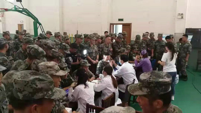 无锡口腔医院党员志愿者进军营(图6)
