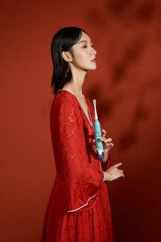 国产电动牙刷品牌usmile 凭借单品美出圈(图9)